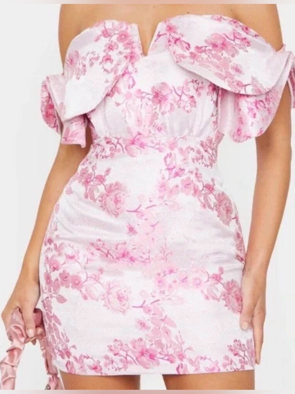 Pretty little thing jacquard dress
